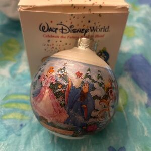 💰SOLD-NEW Walt Disney World Princess Cinderella vintage 1999 Christmas Ornament